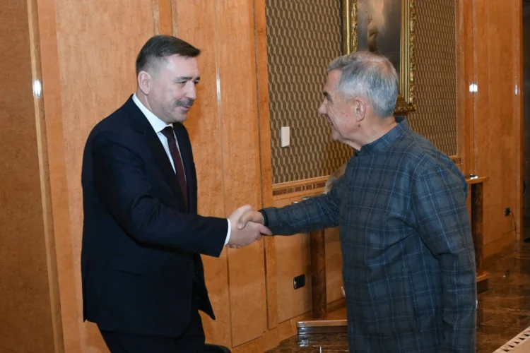 Фото: пресс-служба Раиса РТ