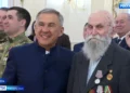 Рустам Минниханов вручил татарстанцам госнаграды РФ и РТ