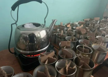 В Заинске ученики школы № 5 изготовили окопные свечи для бойцов СВО на передовой