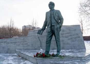 Татар әдәбияты классигы, шагыйрь, драматург Һади Такташның тууына 125 ел тулды