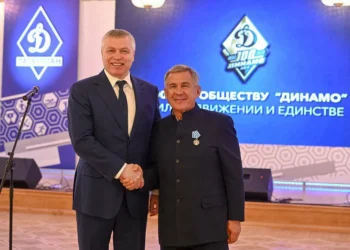 Рустам Минниханов наградил «Динамо» Татарстана орденом «За заслуги перед РТ»