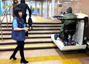 Казанским метро в 2025 году воспользовались более 216 тыс. пассажиров с ОВЗ