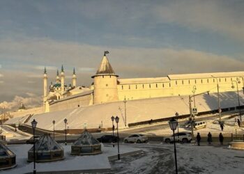 город
