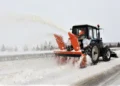 На дорогах Татарстана работает 340 единиц снегоуборочной техники