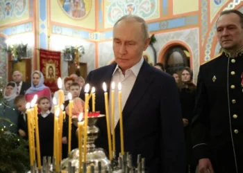 Президент России Владимир Путин на рождественской службе