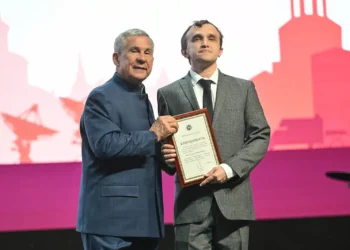 Рустам Минниханов встретился с победителями и призерами чемпионатов по профмастерству