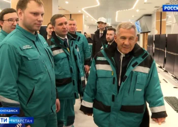 Рустам Минниханов в Нижнекамске принял участие в открытии нового завода по выпуску холодильного оборудования