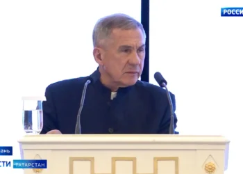 Рустам Минниханов на сессии Казгордумы оценил уборку снега, предложил улучшить качество медицинских услуг и поручил проводить встречи с бизнесом