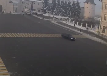 машина