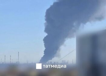 В Нижнекамске после возгорания усилили меры безопасности и контроль воздуха