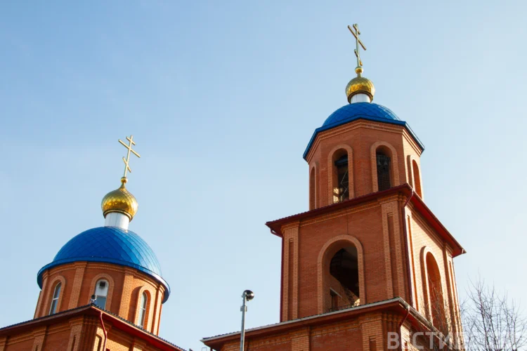церковь на Комсомольском озере Казань