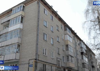 В Дербышках квартиры дома по ул. Советская заливает талой водой