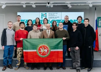 студенты