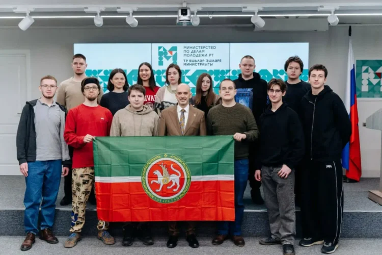 студенты
