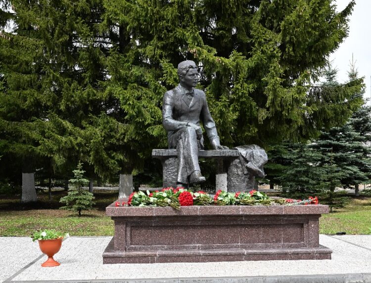 https://tatarstan.ru/press/photo.htm/photoreport/10819499.htm