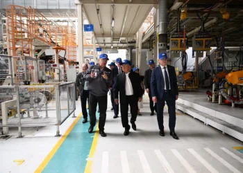 Минниханов посетил завод «БЕЛДЖИ» и ознакомился с производством автомобилей Belgee и Geely