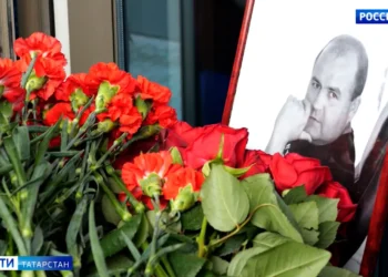 Врачи объяснили, почему тополиный пух вызывает аллергию
