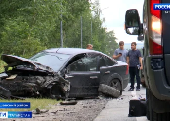 Четверых детей госпитализировали после аварии с автобусом в Татарстане