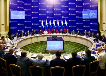 Игорь Комаров провел в Пензе заседание Совета ПФО по поддержке участников СВО