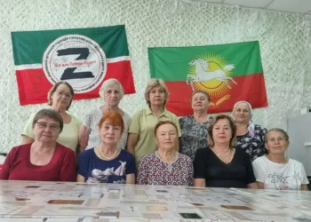 В Нурлатском районе волонтеры шьют для участников СВО носилки и спальные мешки
