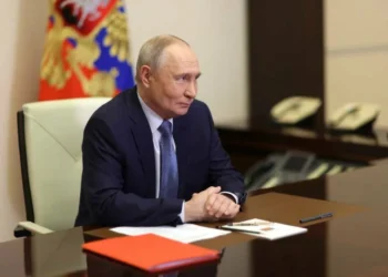 Путин Татарстанның дүрт вәкилен орден һәм медальләр белән бүләкләде