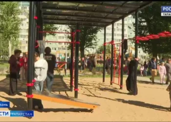 На улице Амирхана в Казани прошёл праздник двора