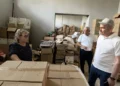 Татарстан отправил в Лисичанск и Рубежное более 2 тысяч наборов к началу учебного года