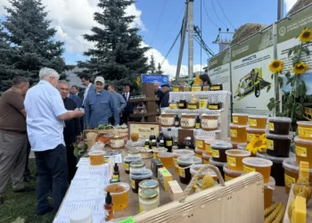 Минниханов ознакомился с ходом уборочной кампании в Высокогорском районе