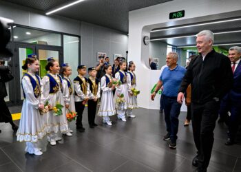 Собянин и Минниханов посетили «КАМАЗ»