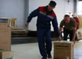 Алексеевский район передал Лисичанску груз для коммунальных служб