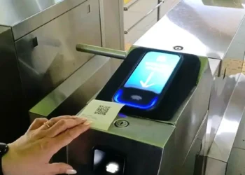 В Казанском метро начали тестировать оплату проезда по QR-коду