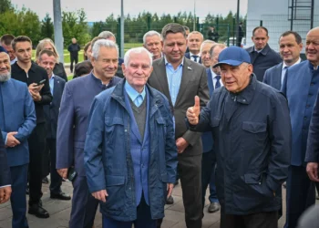 Минниханов встретился с аграриями и активом Тюлячинского района