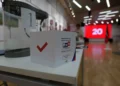 В Татарстане журналистам показали работу видеонаблюдения на избирательном участке