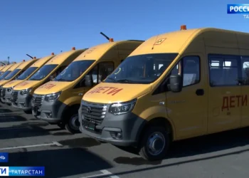 Педагогам Татарстана вручили госнаграды в День учителя