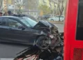 В Казани легковушка врезалась в автобус №18 на ул. Восстания