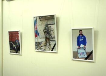 В Казани открыли мемориальную доску в память об участнике СВО Азизбеке Сунатуллоеве