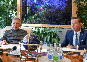 Минниханов и Тарпищев обсудили, как будут развивать теннис в Татарстане