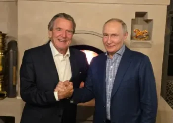Кремль обнародовал фото со дня рождения Владимира Путина