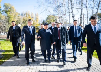 Рустам Минниханов открыл центр «Ак-Илбирс» в Киргизии